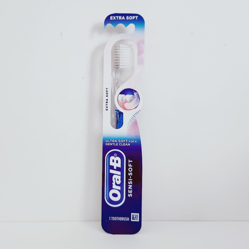 🍭7/$15 Oral-B Sensi-Soft Toothbrush Extra Soft Bristle